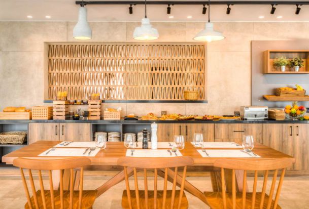 ξενοδοχεια λακωνια